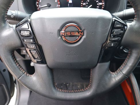 Used 2023 Nissan Frontier PRO-4X w/ Pro Convenience Package AWD/4WD image 11