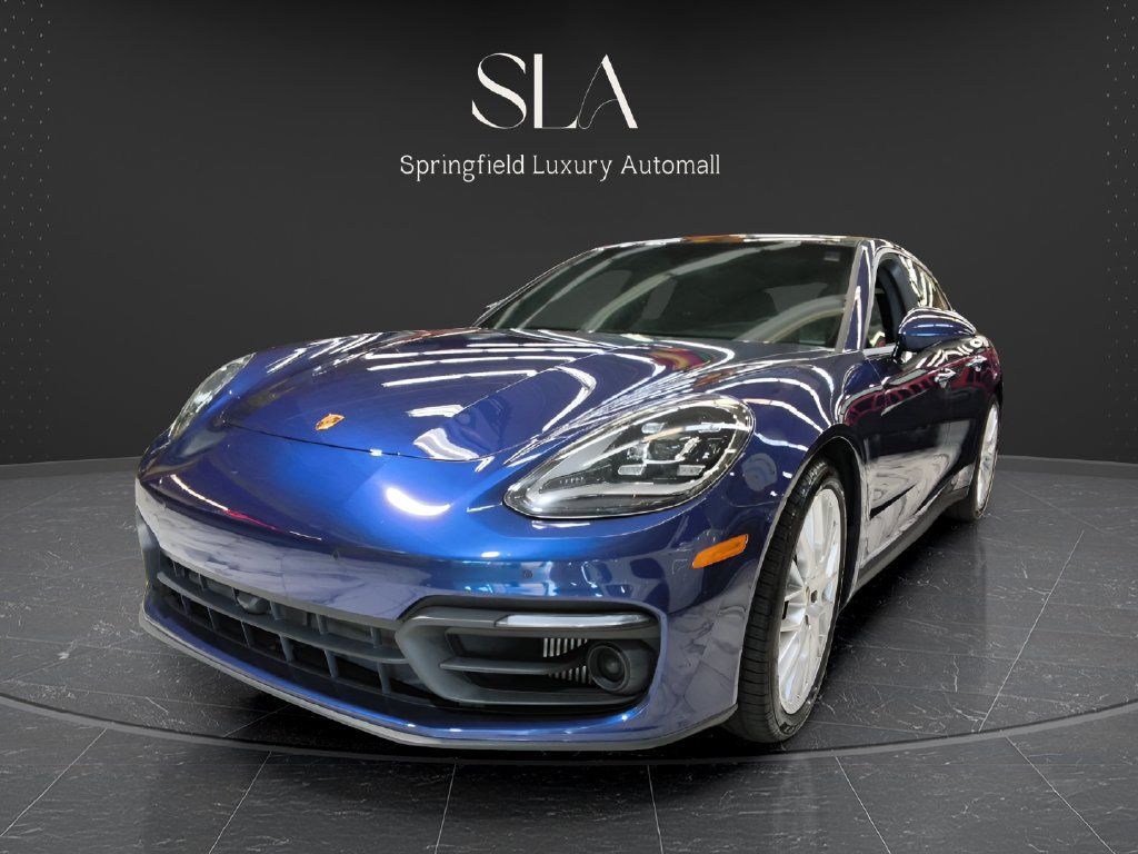 Used 2023 Porsche Panamera 4 w/ Premium Package AWD/4WD image 4
