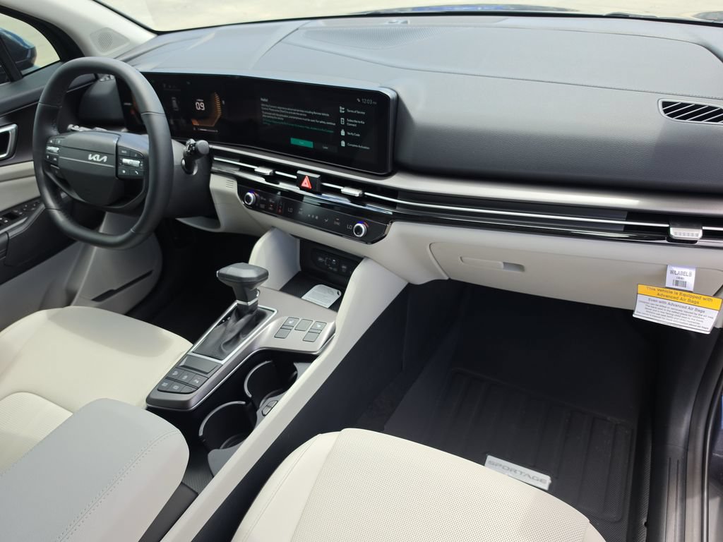 New 2027 Kia Sportage EX FWD image 12