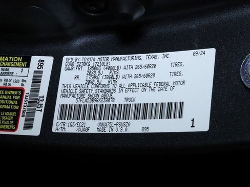 Used 2024 Toyota Tundra SR5 w/ SR5 Premium Package AWD/4WD image 18