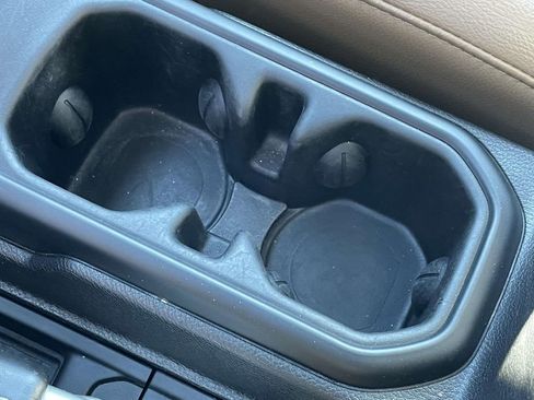 Used 2020 Jeep Gladiator Overland image 27