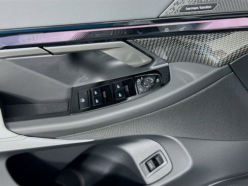 New 2027 BMW 550e xDrive w/ Premium Package AWD/4WD image 20