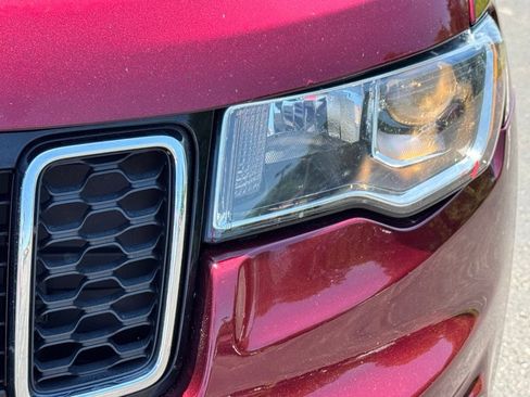 Used 2017 Jeep Grand Cherokee Limited AWD/4WD image 5