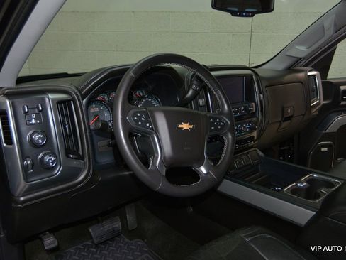 Used 2017 Chevrolet Silverado 1500 LTZ Z71 w/ LTZ Plus Package image 11