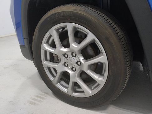 Used 2022 Jeep Compass Latitude AWD/4WD image 31