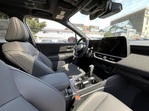 Used 2026 Subaru Outback Limited XT AWD/4WD image 19