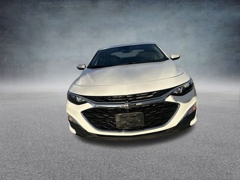 Used 2024 Chevrolet Malibu RS image 9