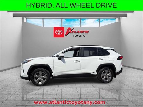 Certified 2023 Toyota RAV4 XLE w/ Convenience Package AWD/4WD image 4