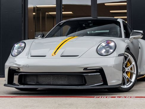 Certified 2022 Porsche 911 GT3 RWD image 7