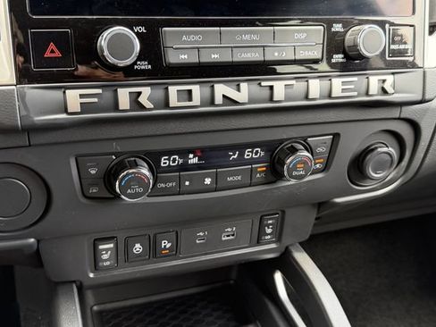 Certified 2025 Nissan Frontier SV w/ SV Convenience Package RWD image 16