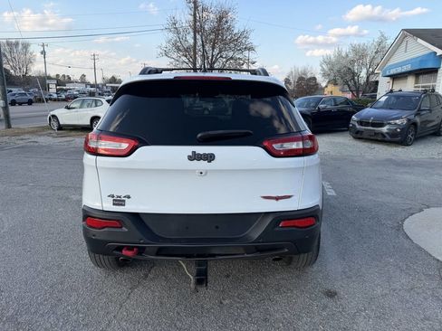 Used 2018 Jeep Cherokee Trailhawk w/ Quick Order Package 27L image 5