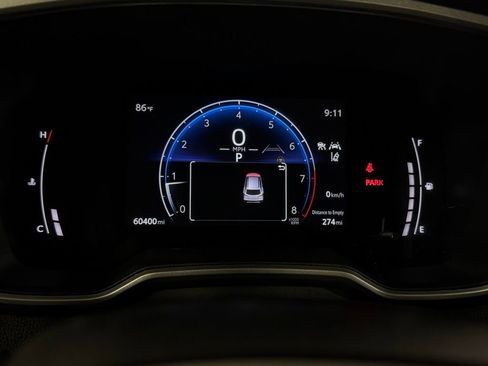 Used 2023 Toyota Corolla Cross XLE w/ Convenience Package FWD image 18