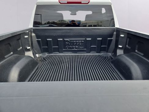 Used 2025 Chevrolet Silverado 1500 LT AWD/4WD image 33