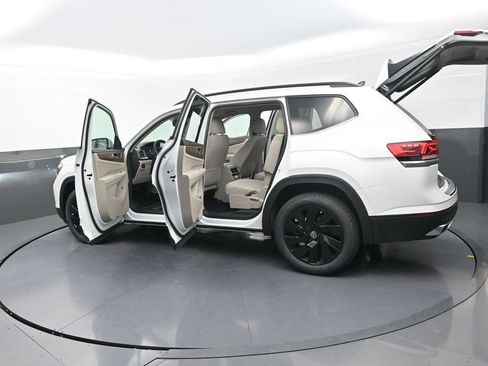 New 2026 Volkswagen Atlas SE image 33