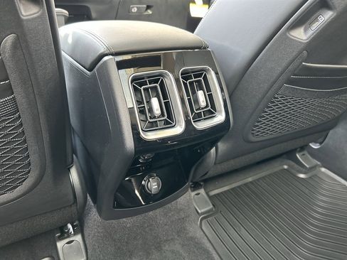 New 2026 Kia Sorento SX image 17