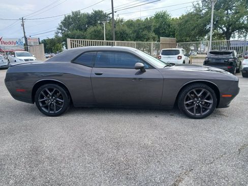 Used 2019 Dodge Challenger SXT w/ Blacktop Package RWD image 8