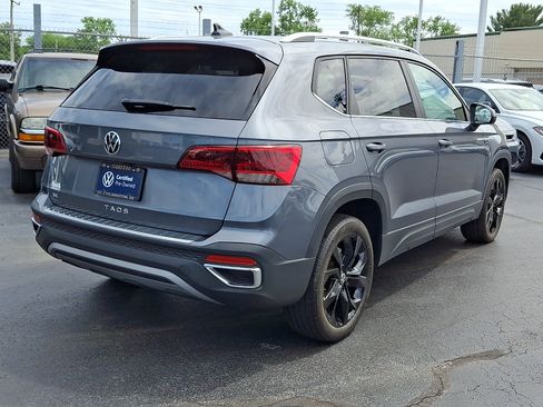 Certified 2023 Volkswagen Taos SE w/ Black Wheel Package FWD image 6