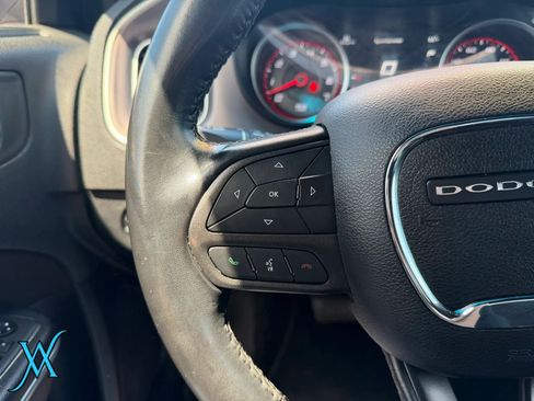 Used 2022 Dodge Charger SXT RWD image 26