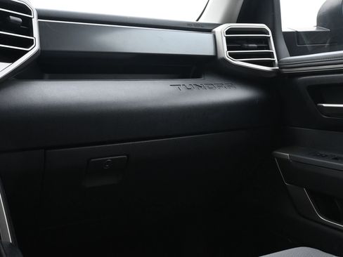 Used 2022 Toyota Tundra SR5 AWD/4WD image 8