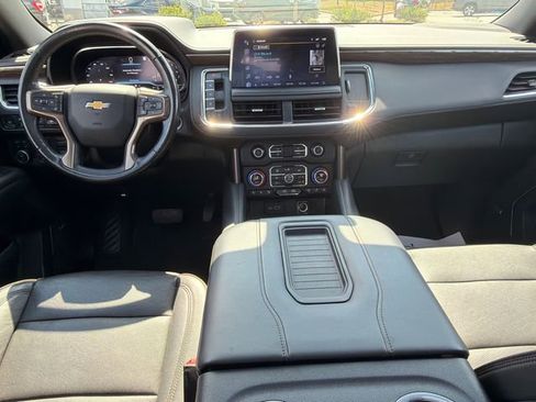 Used 2022 Chevrolet Suburban High Country image 24