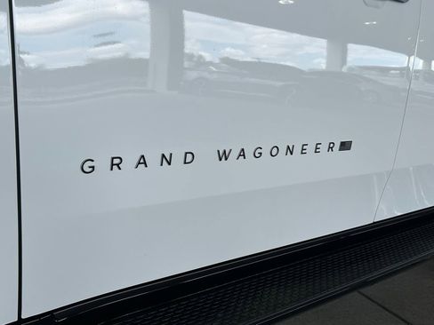 New 2026 Jeep Grand Wagoneer 4WD w/ Quick Order Packge 29V Upland image 32