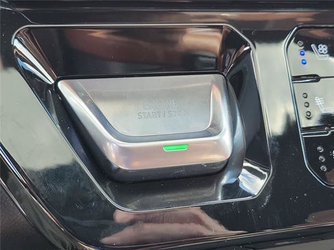 New 2026 GMC Sierra 2500 Denali Ultimate AWD/4WD image 29