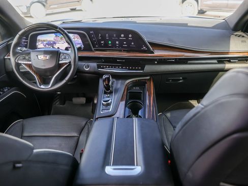 Used 2024 Cadillac Escalade Premium Luxury image 27
