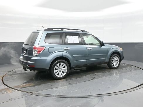 Used 2012 Subaru Forester 2.5X Premium w/ All-Weather Pkg image 7