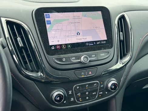 Used 2022 Chevrolet Equinox RS w/ RS Leather Package AWD/4WD image 16