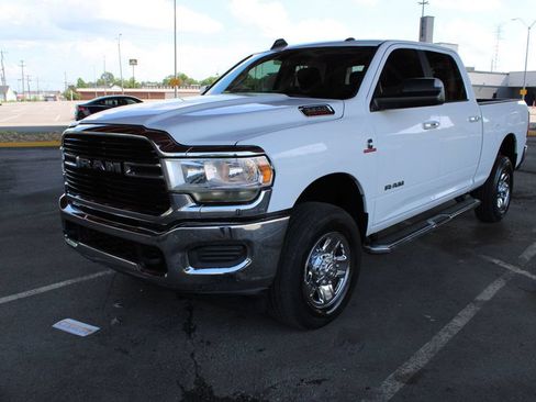 Used 2019 RAM 2500 Big Horn AWD/4WD image 2