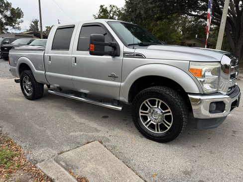 Used 2016 Ford F250 Lariat w/ Lariat Ultimate Package image 4