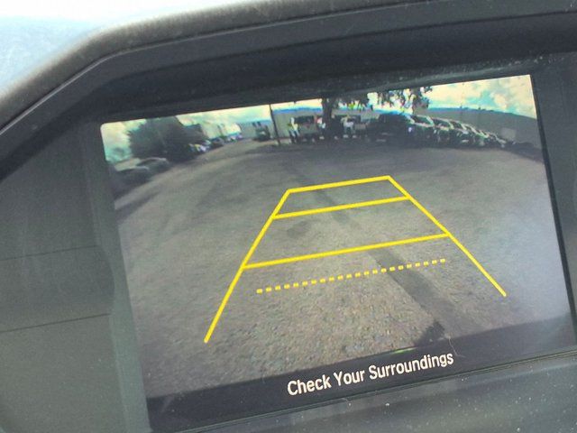 Used 2016 Honda Odyssey SE image 9