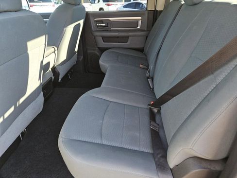 Used 2020 RAM 1500 Classic SLT image 25