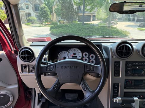 Used 2003 HUMMER H2 Luxury w/ Preferred Equipment Group image 38
