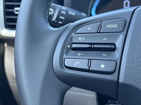 New 2026 Hyundai Venue SEL FWD image 21