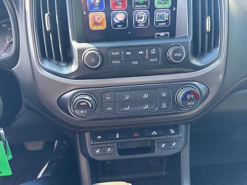 Certified 2018 GMC Canyon All Terrain w/ Trailering Package image 34