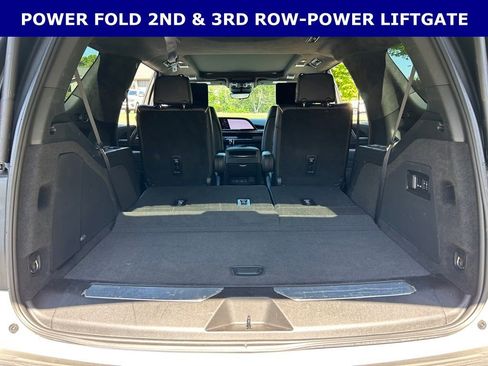 Used 2024 Cadillac Escalade Sport Platinum w/ LPO, ONYX Package AWD/4WD image 22