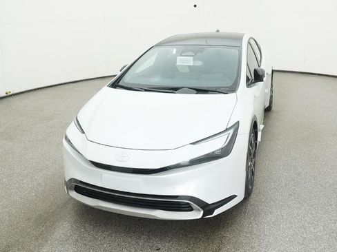 New 2026 Toyota Prius Plug-In Hybrid FWD image 68