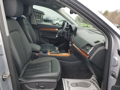 Used 2023 Audi Q5 2.0T Premium image 24