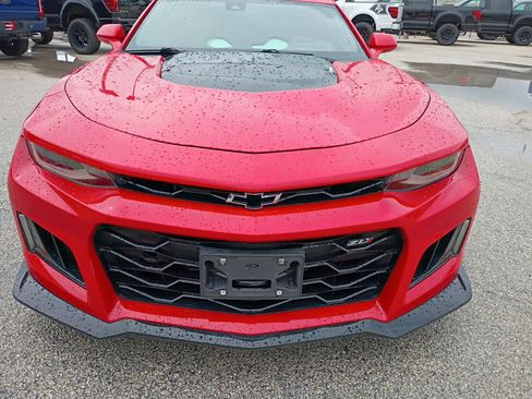 Used 2022 Chevrolet Camaro ZL1 RWD image 3