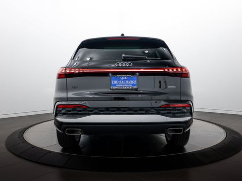 Used 2025 Audi Q5 Premium Plus w/ Premium Plus AWD/4WD image 22