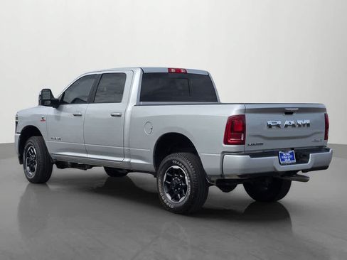Used 2026 RAM 2500 Laramie AWD/4WD image 4