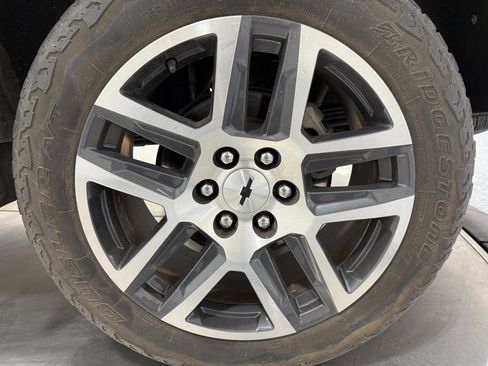 Used 2023 Chevrolet Colorado Z71 w/ Z71 Convenience Package 2 image 44