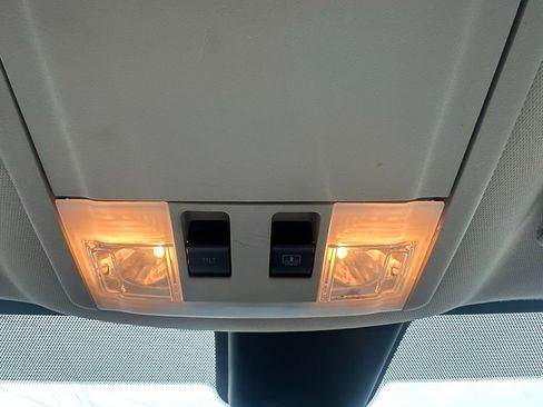 Used 2011 Ford Edge Limited w/ 302A Rapid Spec Order Code image 19