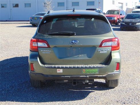 Used 2017 Subaru Outback 2.5i Touring image 5
