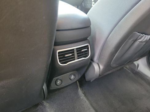 Used 2023 Hyundai Santa Fe SE FWD image 20