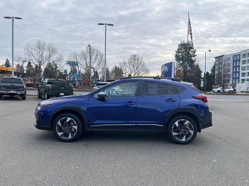 Used 2025 Subaru Crosstrek 2.5i Limited w/ Crosstrek Mirror Package image 2