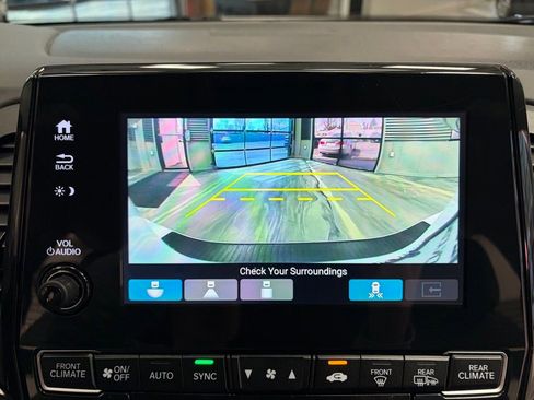 Used 2022 Honda Odyssey Touring image 25