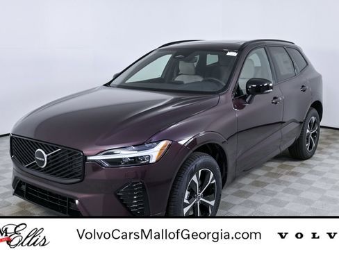 New 2026 Volvo XC60 B5 Core w/ Climate Package AWD/4WD image 1