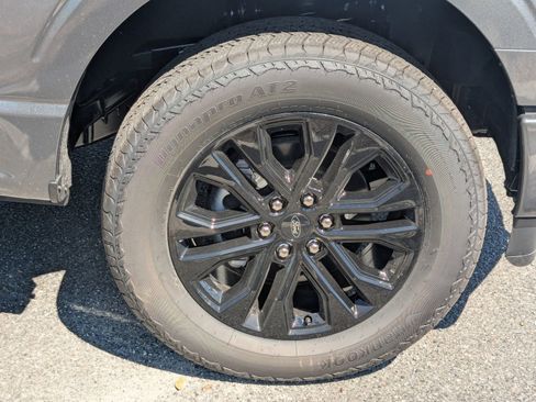 New 2025 Ford F150 Lariat w/ Equipment Group 502A High image 12